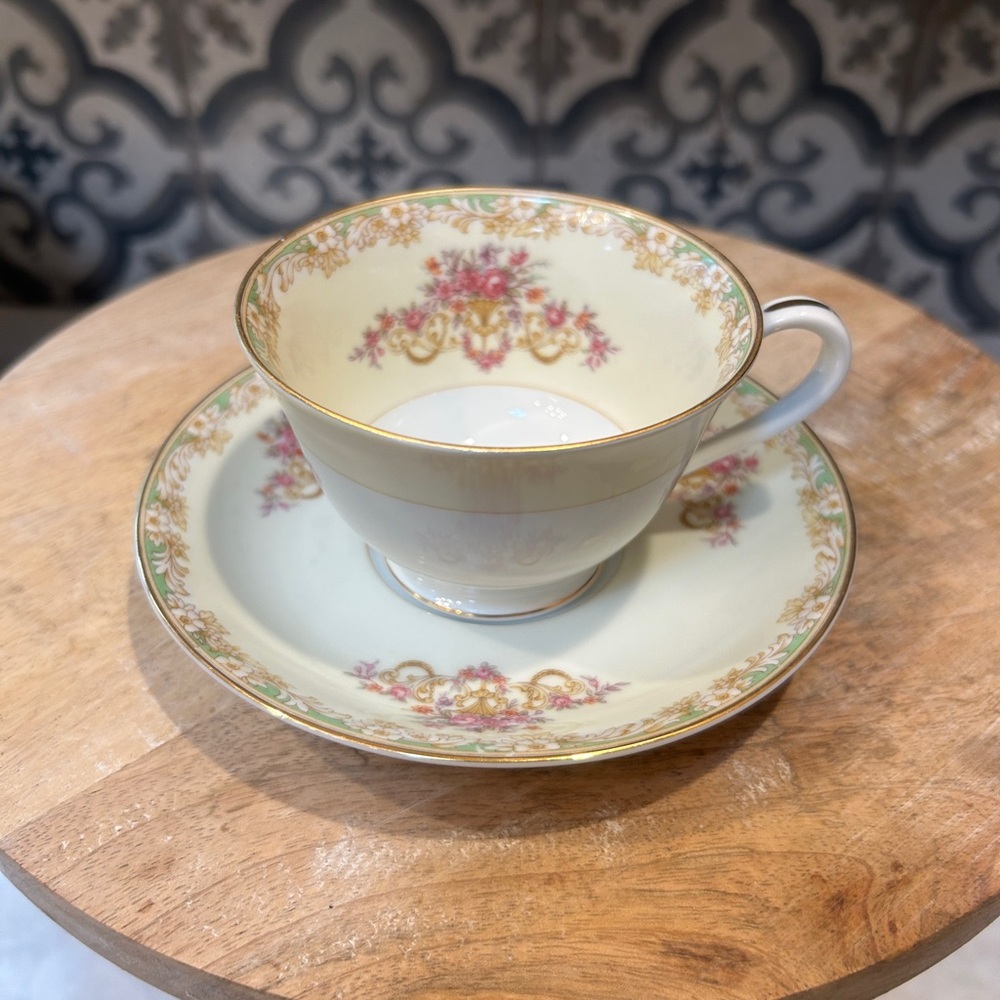 RARE- 1950s Vintage Noritake Norwich China Porcelain Cup & Saucer in EUC